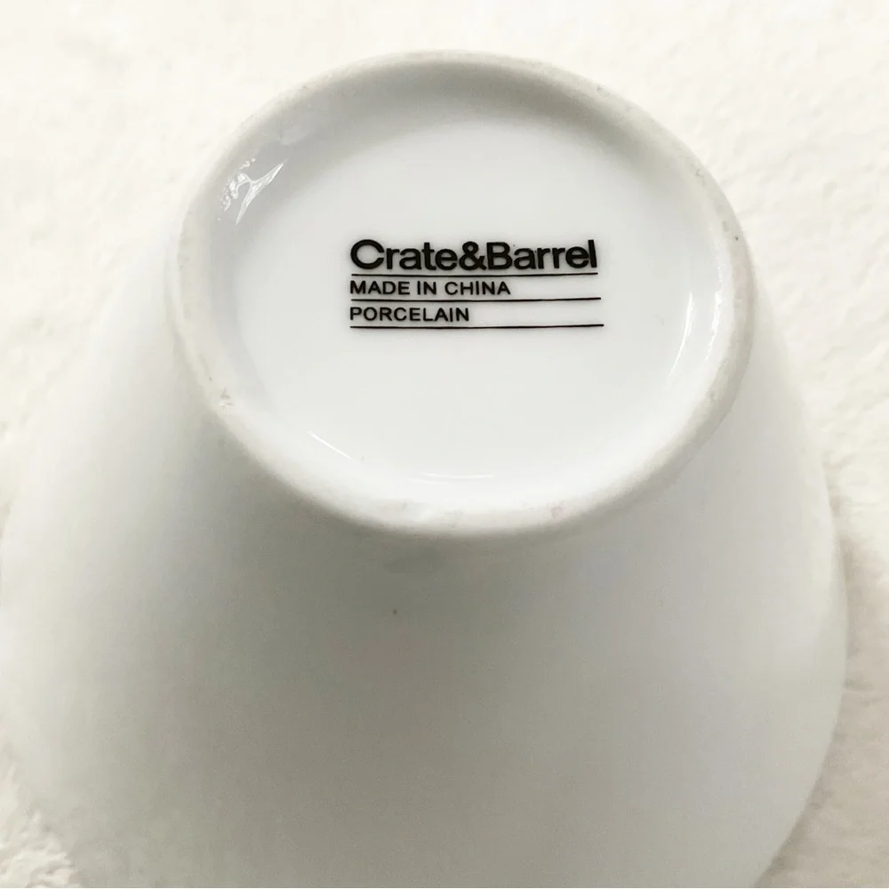 Crate & Barrel Kai White Porcelain Serving Bowl Modern Scandinavian Handles